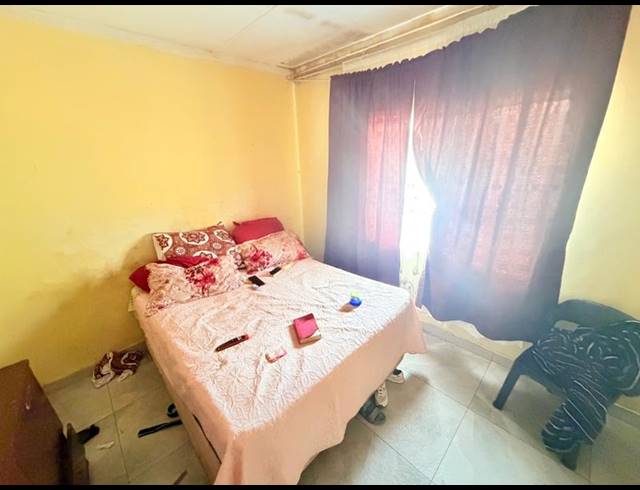 7 BEDROOM HOUSE FOR SALE IN VANDERBIJLPARK CW 4